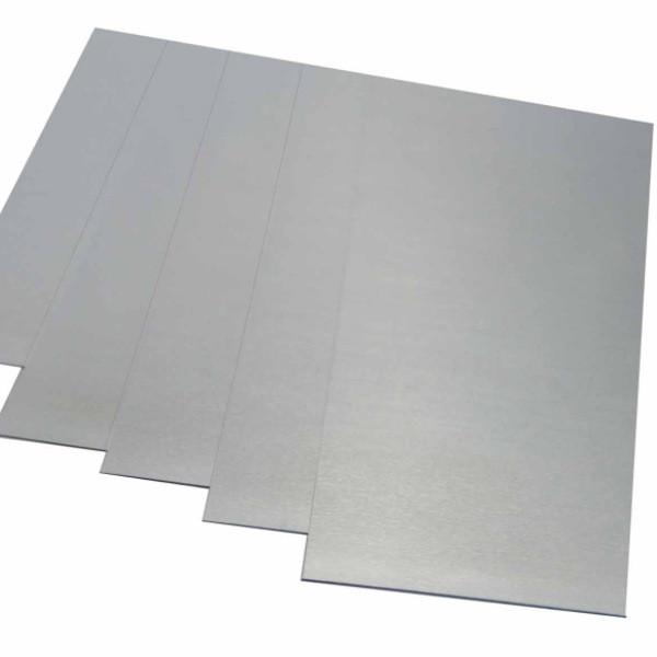 Титановая карточка