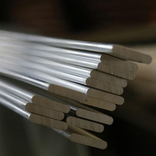 Магнитно-твердые сплавы