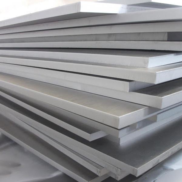 Титановая плита