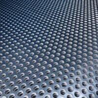 Перфорированный алюминиевый лист Qg